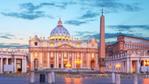 ANCHE IL VATICANO SOSTERREBBE IL COVER UP SUGLI UFO